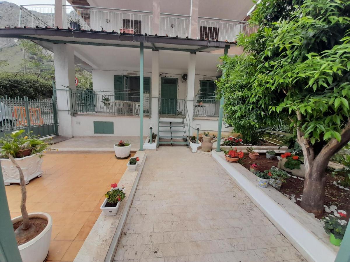 Casa Vacanze Ciccine Capaci Kültér fotó